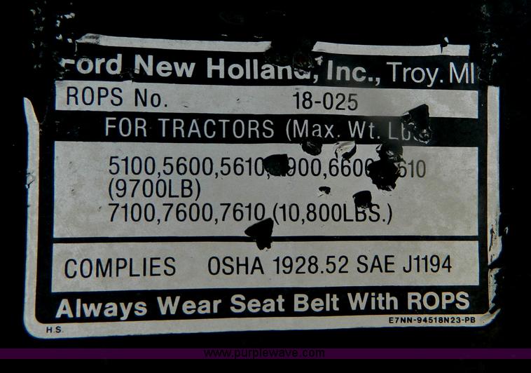 image for item B3692 1991 Ford 5610 tractor