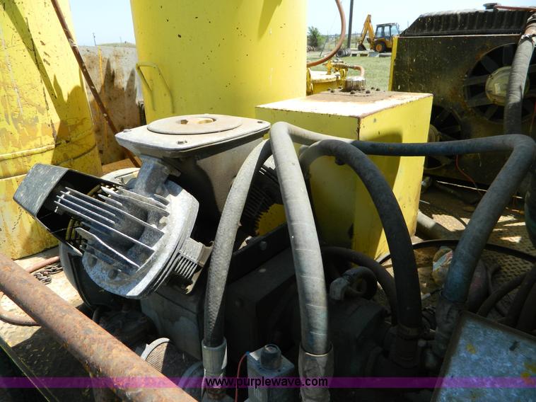 image for item B3696 1986 paint striper truck