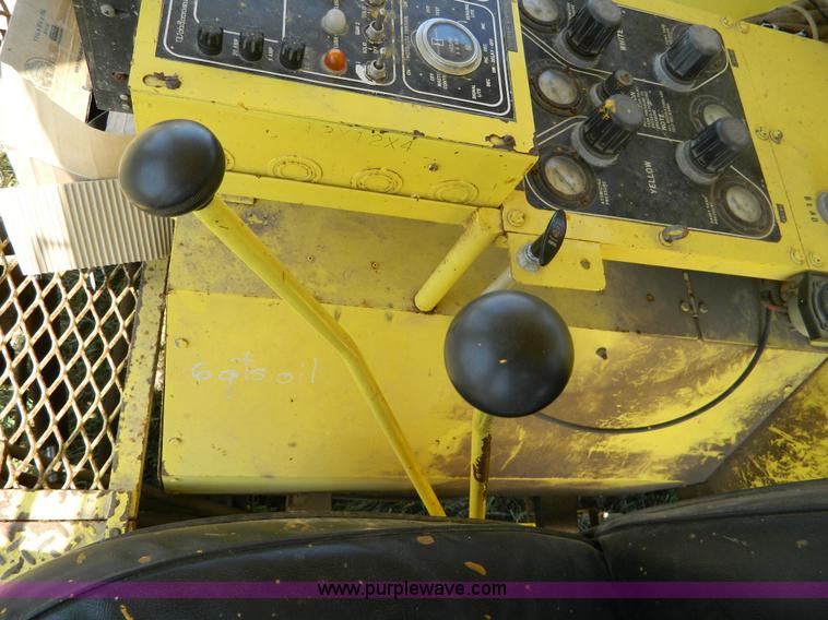 image for item B3696 1986 paint striper truck