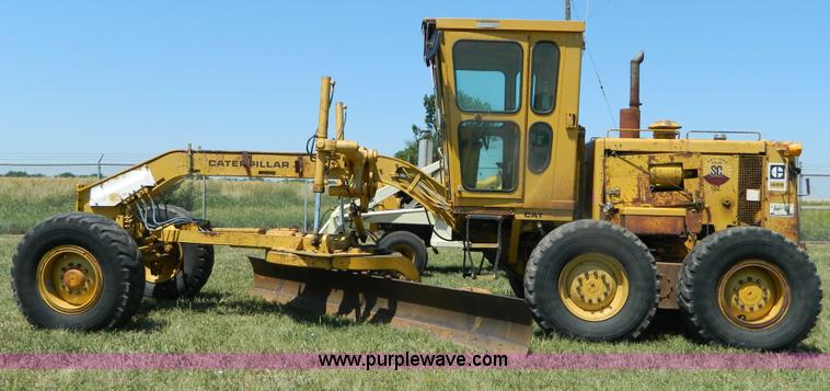 image for item B3699 1979 Caterpillar 140G motor grader