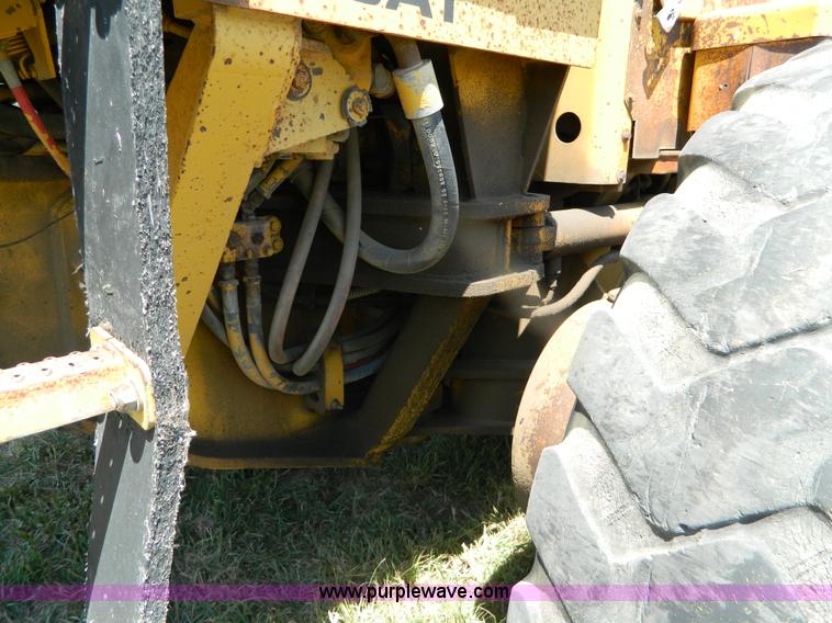 image for item B3699 1979 Caterpillar 140G motor grader