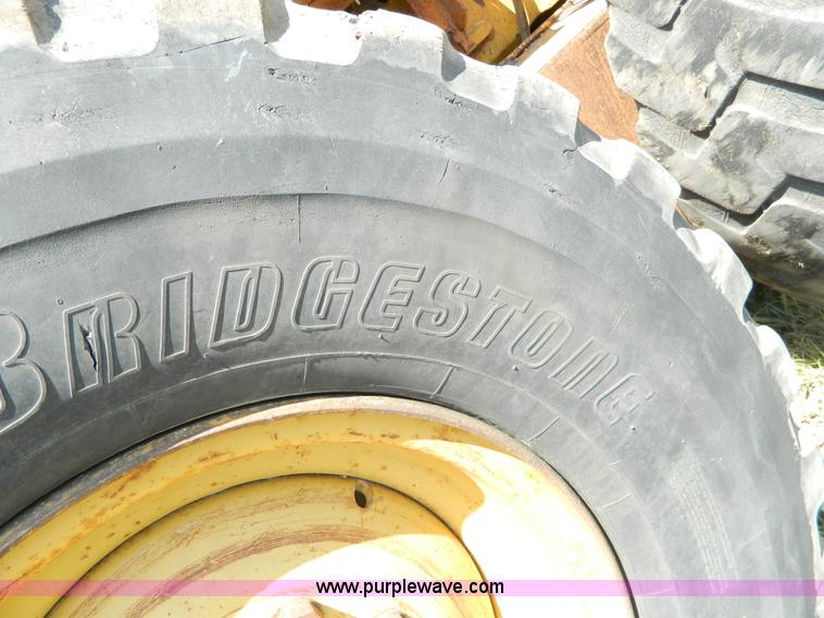 image for item B3699 1979 Caterpillar 140G motor grader