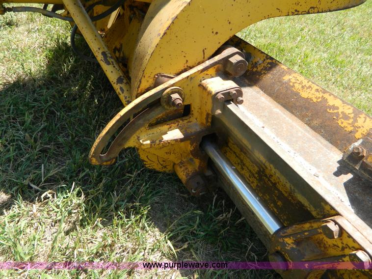 image for item B3699 1979 Caterpillar 140G motor grader