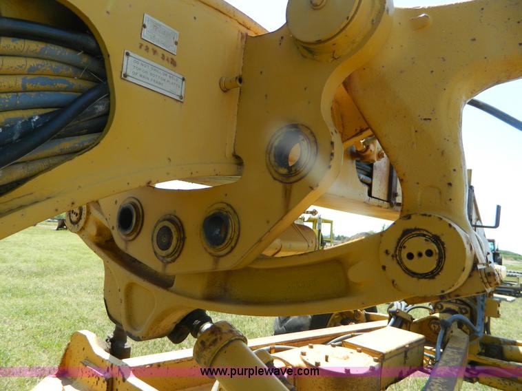 image for item B3699 1979 Caterpillar 140G motor grader