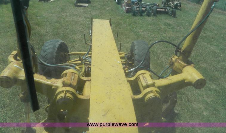 image for item B3699 1979 Caterpillar 140G motor grader