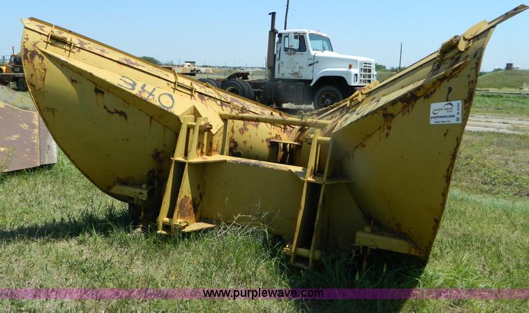 image for item B3702 Snow plow