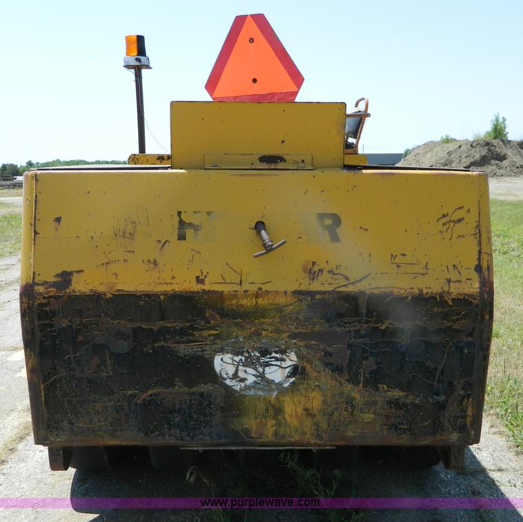 image for item B3705 Hyster C530A rubber tire roller