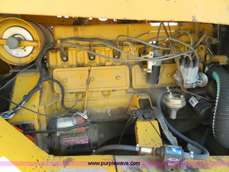 image for item B3705 Hyster C530A rubber tire roller