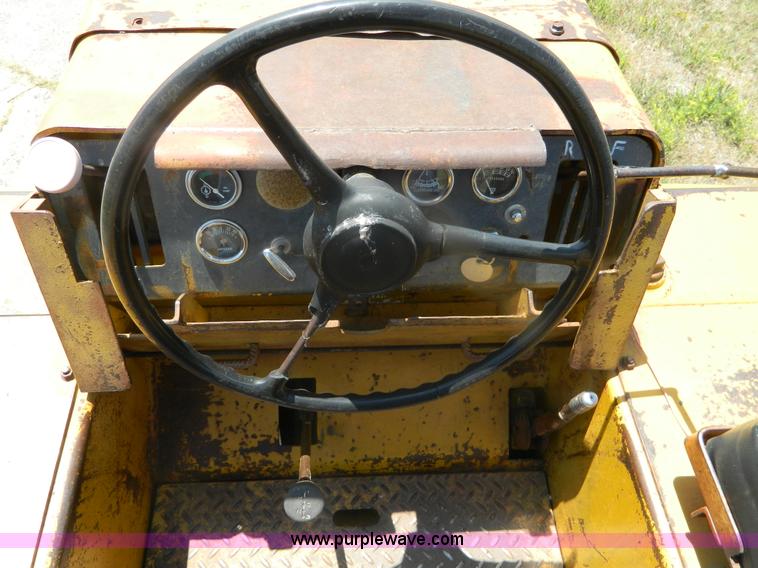 image for item B3705 Hyster C530A rubber tire roller