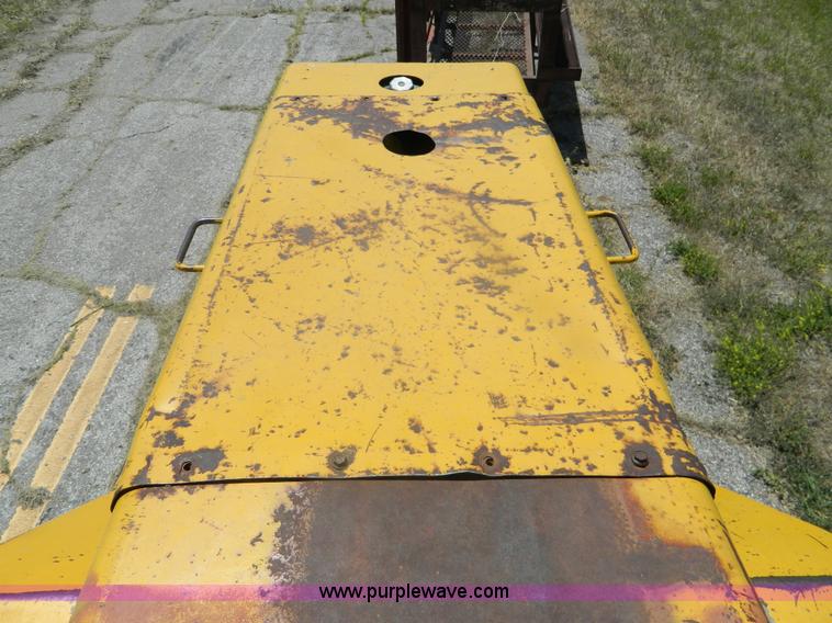 image for item B3705 Hyster C530A rubber tire roller