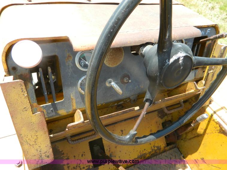 image for item B3705 Hyster C530A rubber tire roller