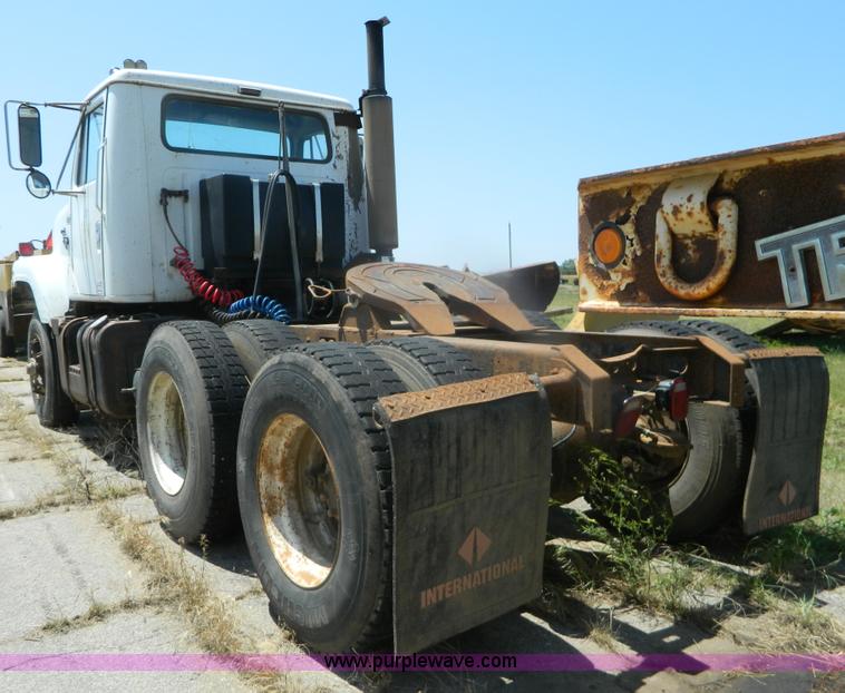 image for item B3706 1979 International semi truck