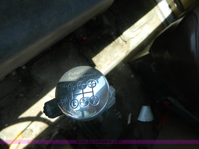 image for item B3706 1979 International semi truck