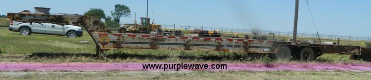 image for item B3707 1991 Trail King trailer