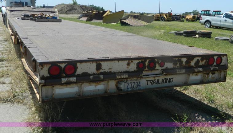 image for item B3707 1991 Trail King trailer