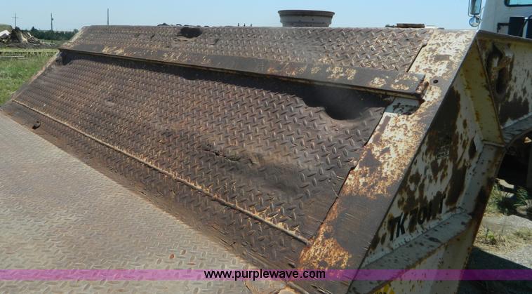 image for item B3707 1991 Trail King trailer