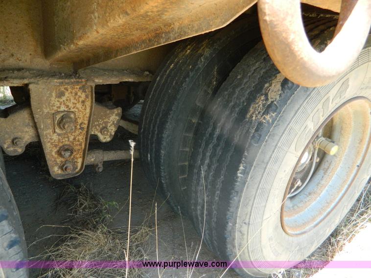 image for item B3707 1991 Trail King trailer