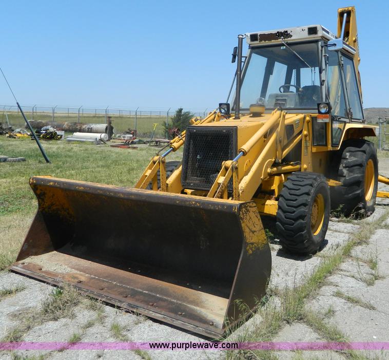 image for item B3708 1988 JCB 1550B backhoe