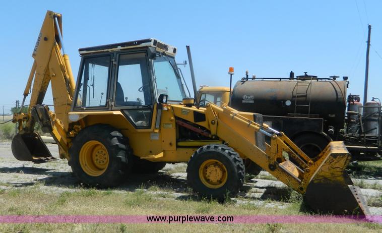 image for item B3708 1988 JCB 1550B backhoe