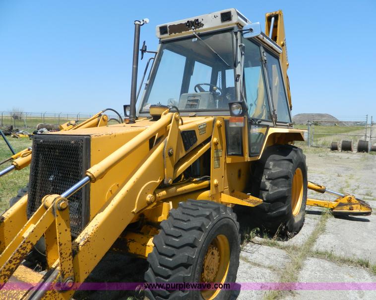 image for item B3708 1988 JCB 1550B backhoe