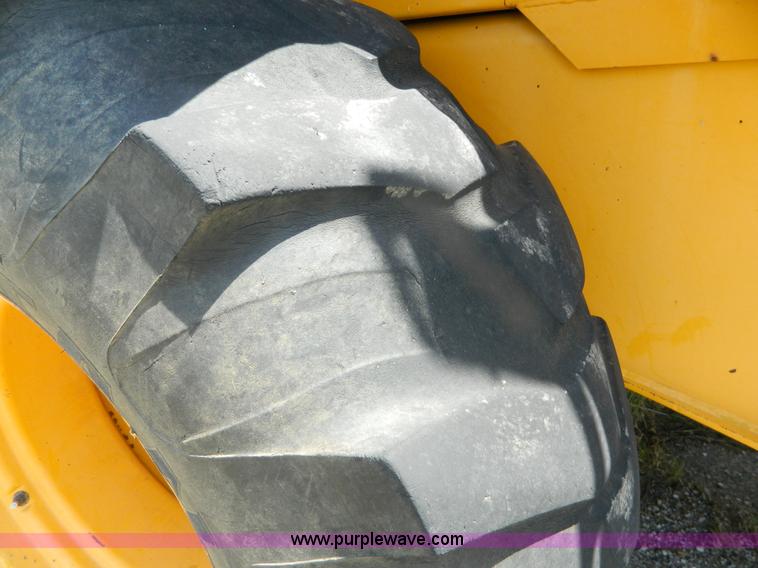 image for item B3708 1988 JCB 1550B backhoe