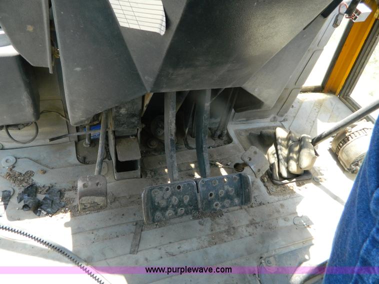 image for item B3708 1988 JCB 1550B backhoe