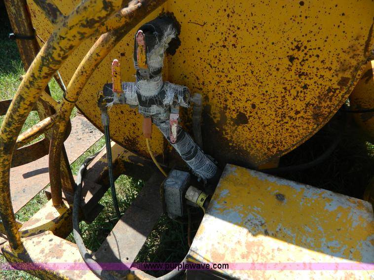 image for item B3710 American Equipment Magnum sealing machine