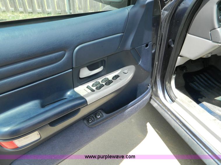 image for item B3768 1997 Ford Crown Victoria