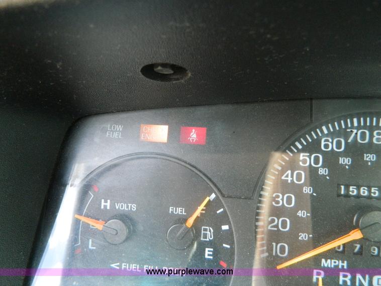 image for item B3768 1997 Ford Crown Victoria