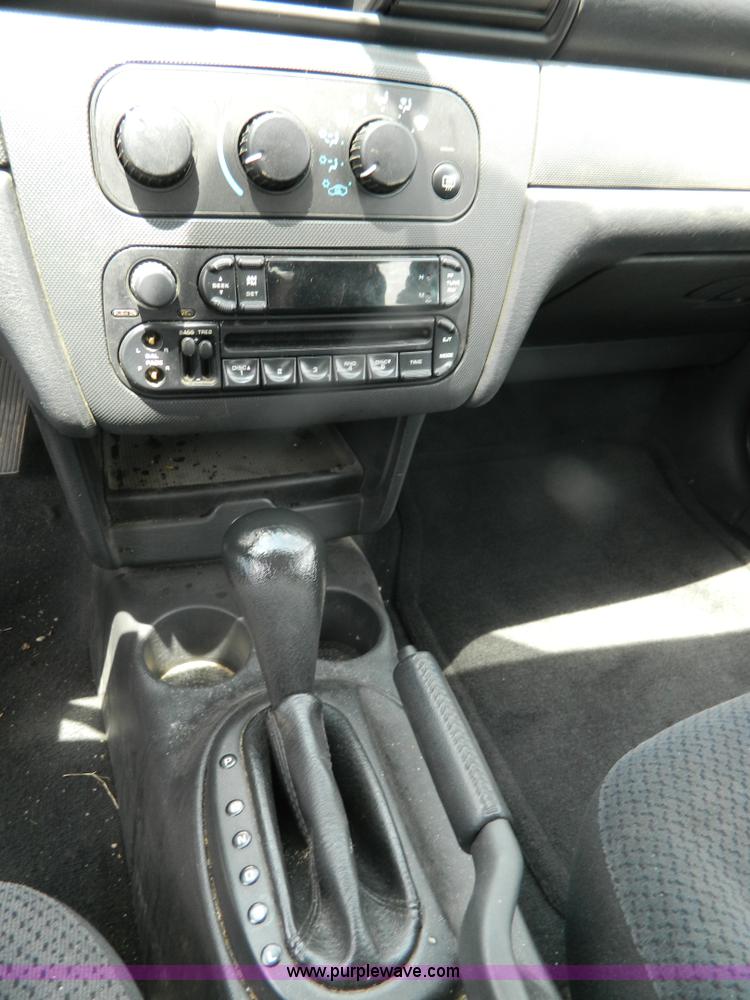 image for item B3769 2004 Dodge Stratus