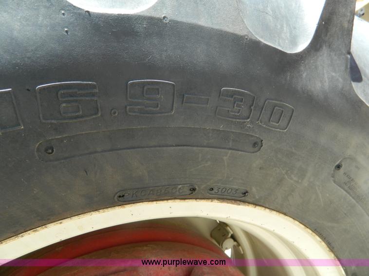 image for item B3770 1982 International 684 tractor