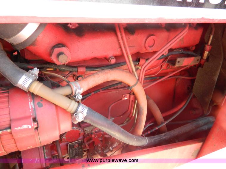 image for item B3770 1982 International 684 tractor