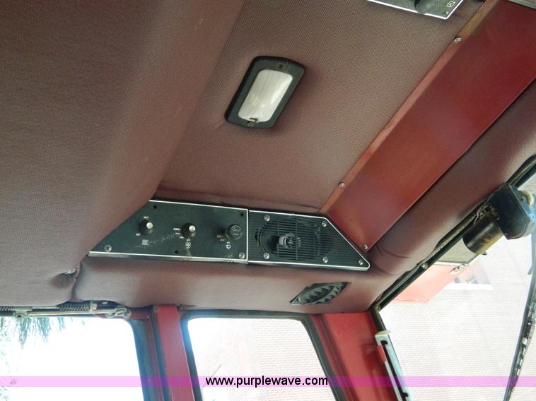 image for item B3770 1982 International 684 tractor