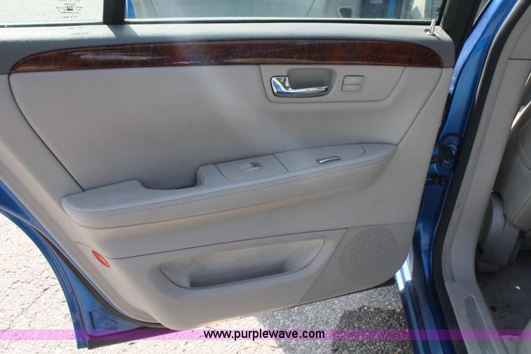 image for item B6712 2006 Cadillac DTS