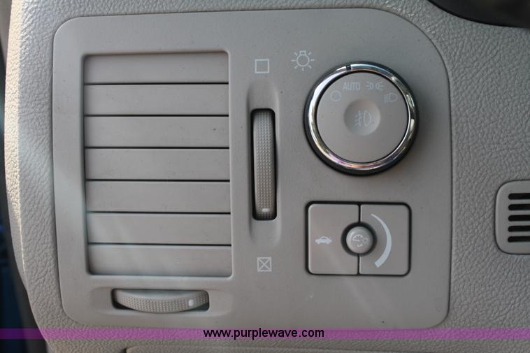 image for item B6712 2006 Cadillac DTS