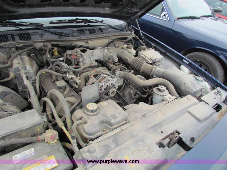 image for item B7221 2006 Ford Crown Victoria Police Interceptor