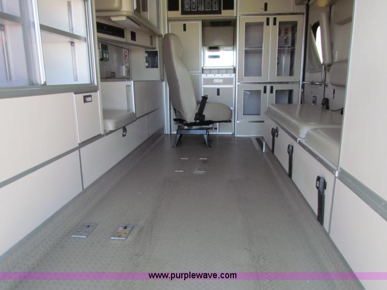 image for item B7300 2008 Chevrolet Ambulance