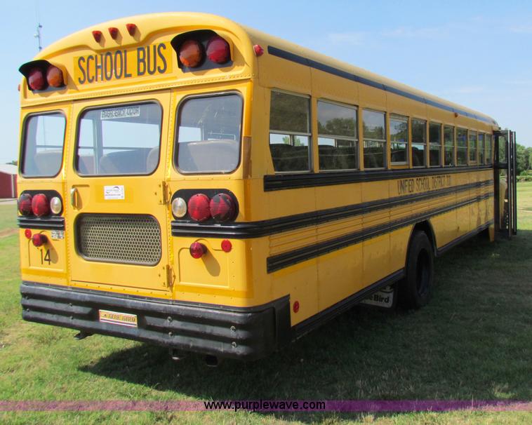 image for item B7301 1998 Ford B800 school bus