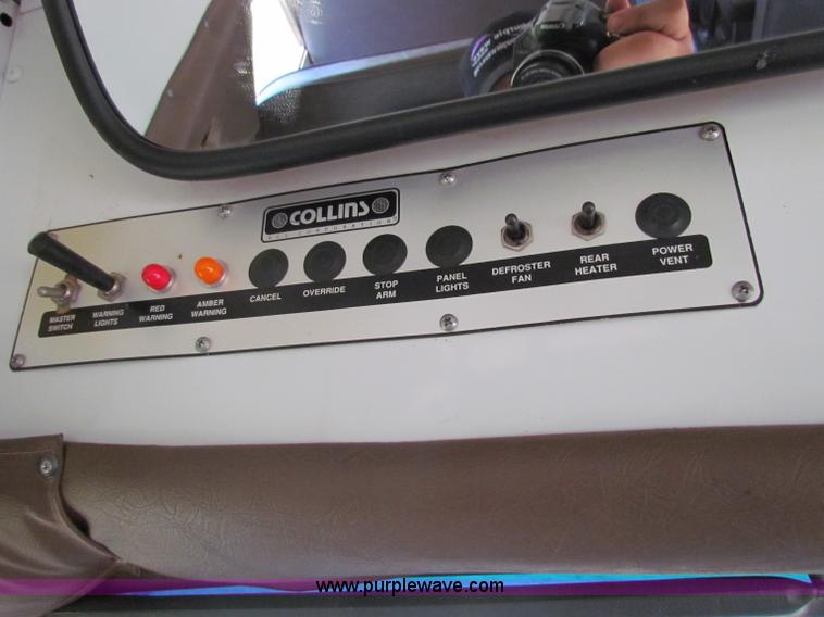 image for item B7302 1992 Ford E350 school bus