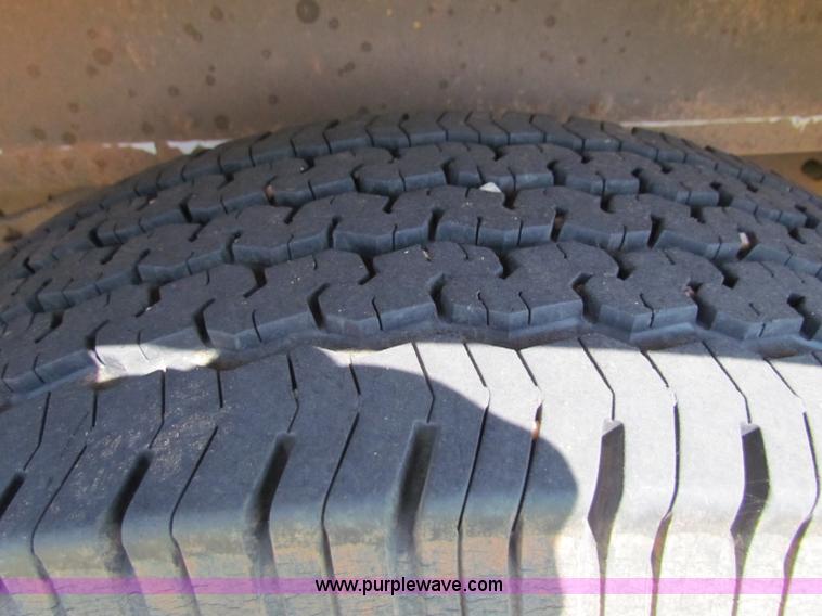 image for item B7302 1992 Ford E350 school bus