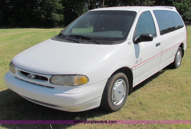 image for item B7303 1996 Ford Windstar van