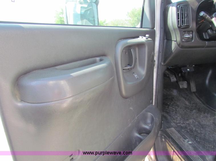 image for item B7318 2008 Chevrolet Ambulance