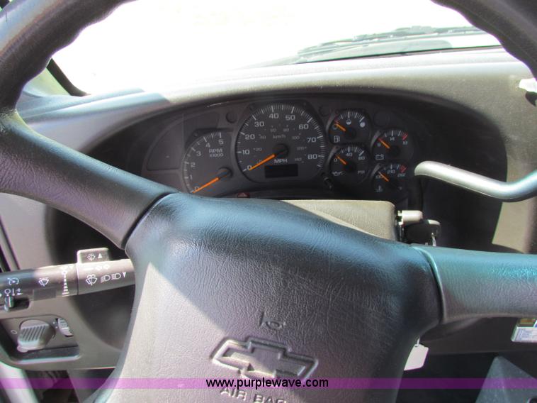 image for item B7318 2008 Chevrolet Ambulance