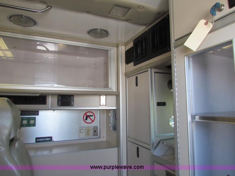 image for item B7318 2008 Chevrolet Ambulance