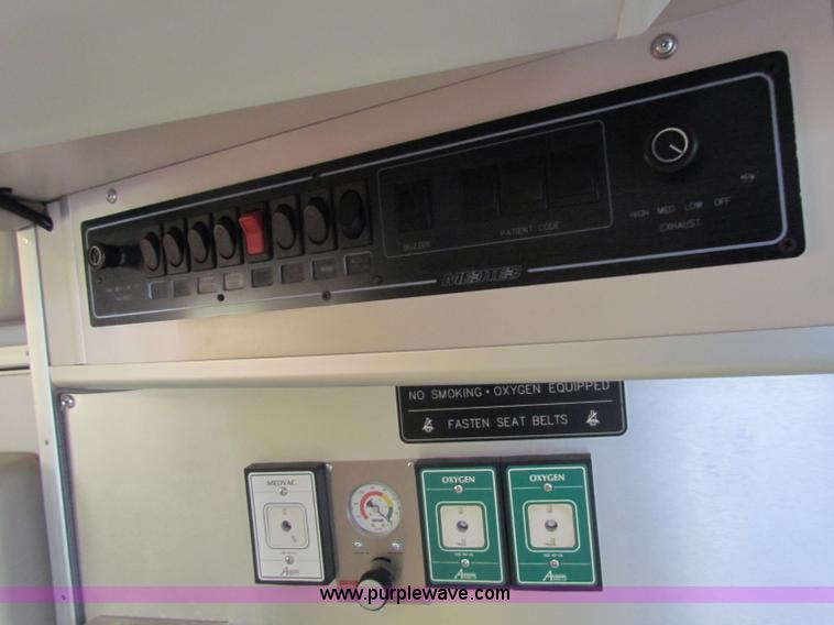 image for item B7318 2008 Chevrolet Ambulance