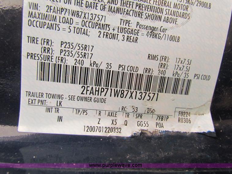 image for item B8633 2007 Ford Crown Victoria Police Interceptor