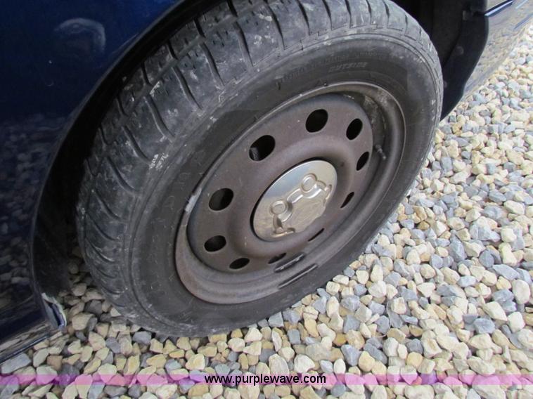 image for item B8633 2007 Ford Crown Victoria Police Interceptor