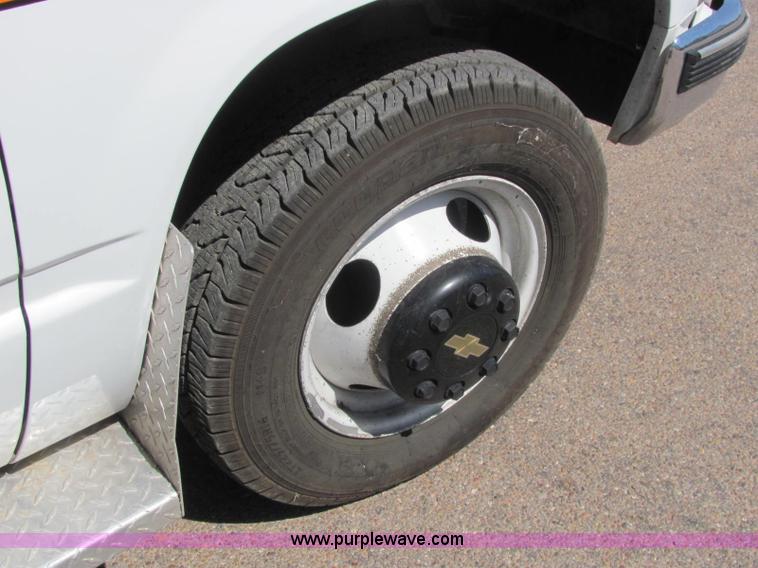 image for item C2567 1992 Chevrolet 3500 ambulance