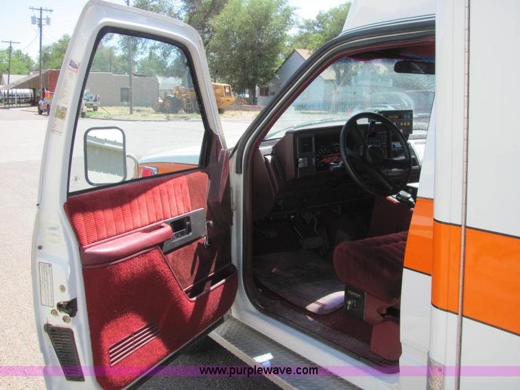 image for item C2567 1992 Chevrolet 3500 ambulance