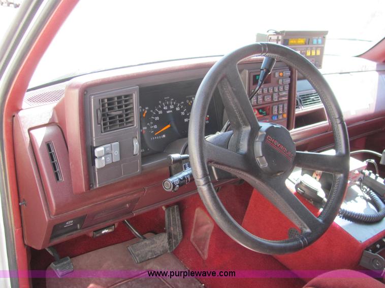 image for item C2567 1992 Chevrolet 3500 ambulance